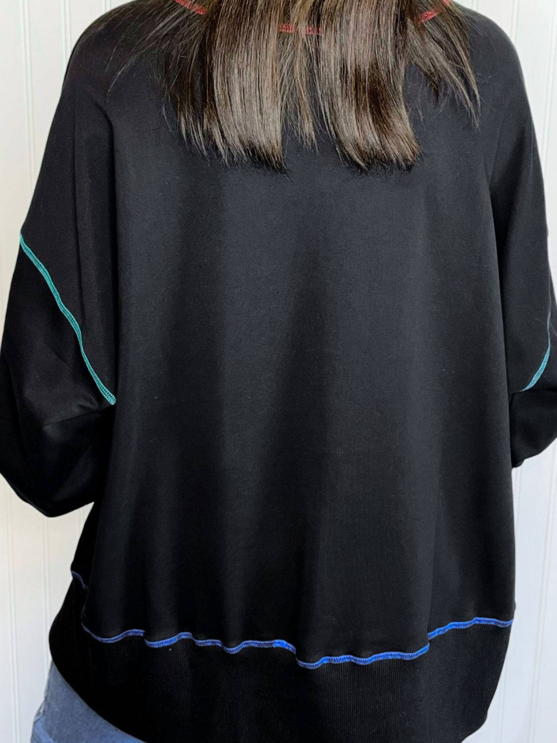 The Color Trim Lantern Sleeve Sweatshirt