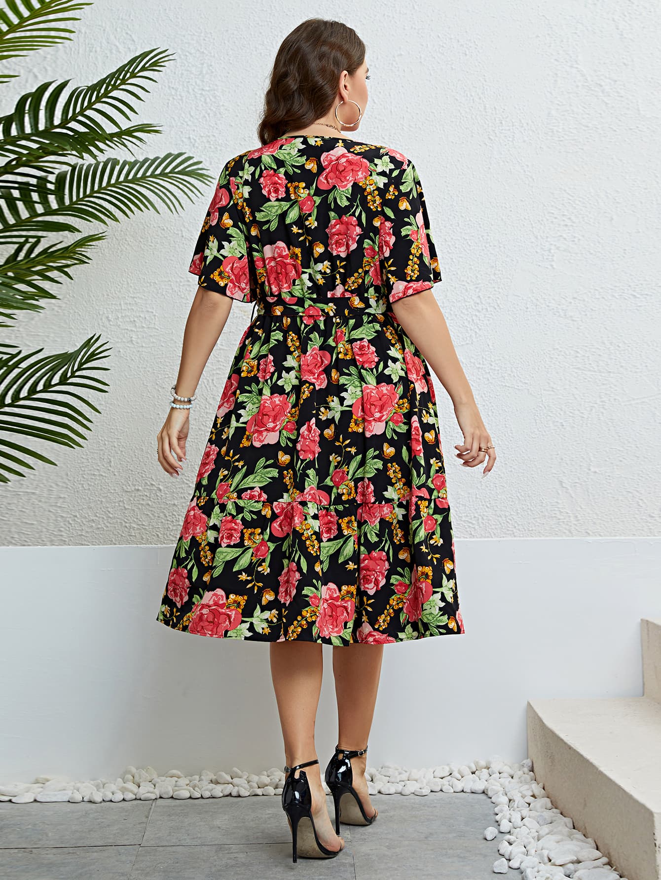 The Perfectly Plus Sized Floral Tie Belt Dress