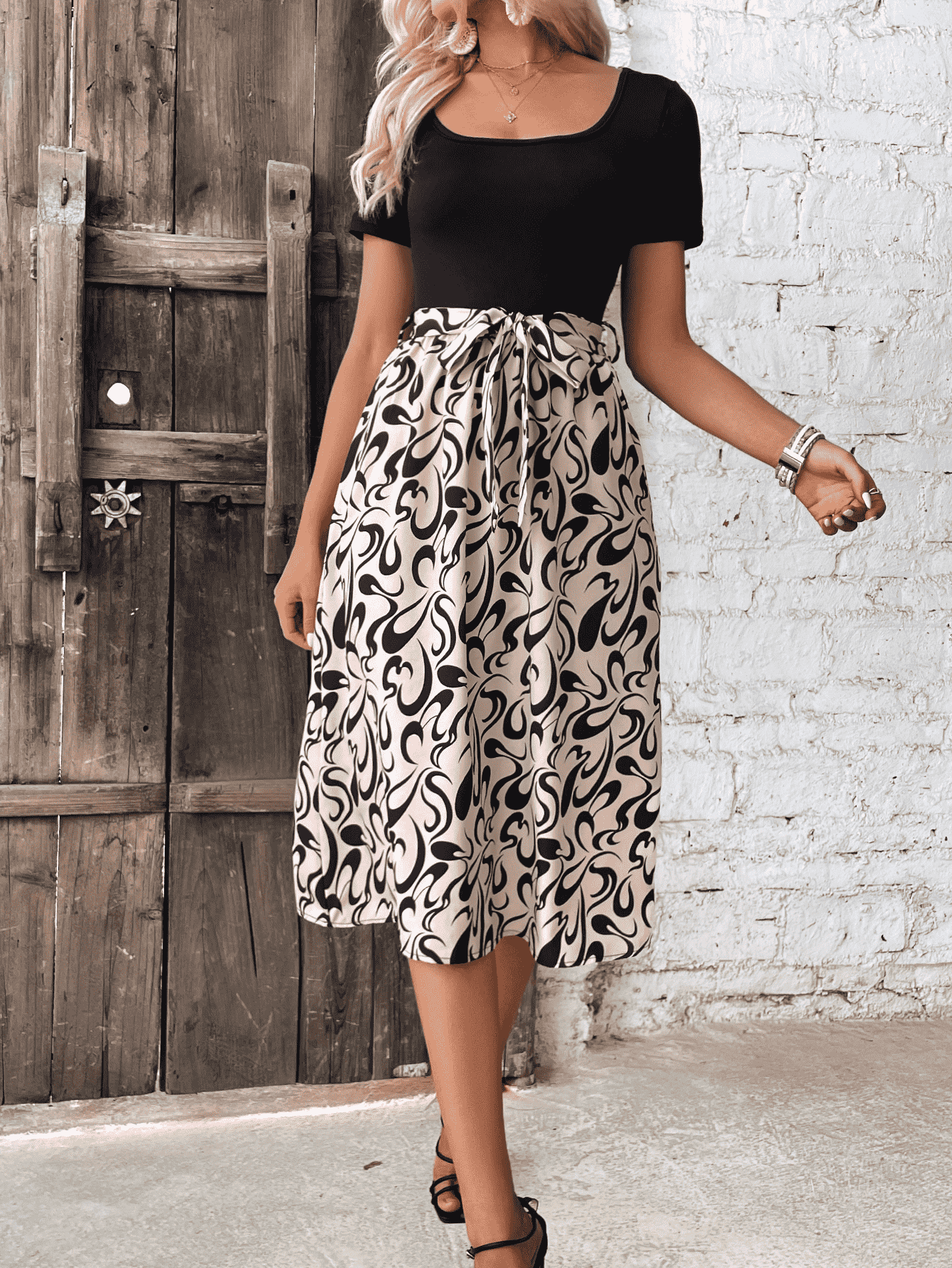 The Black & White TPrinted Tie Waist Dress