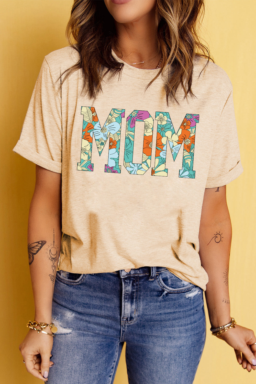 The MOM Floral Graphic T-Shirt