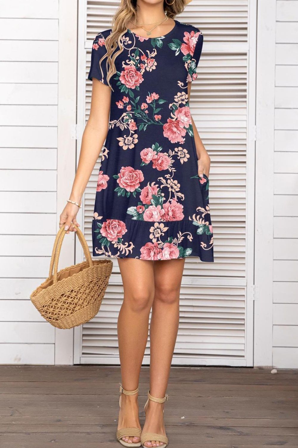 The Short Sleeve Dress with Pockets