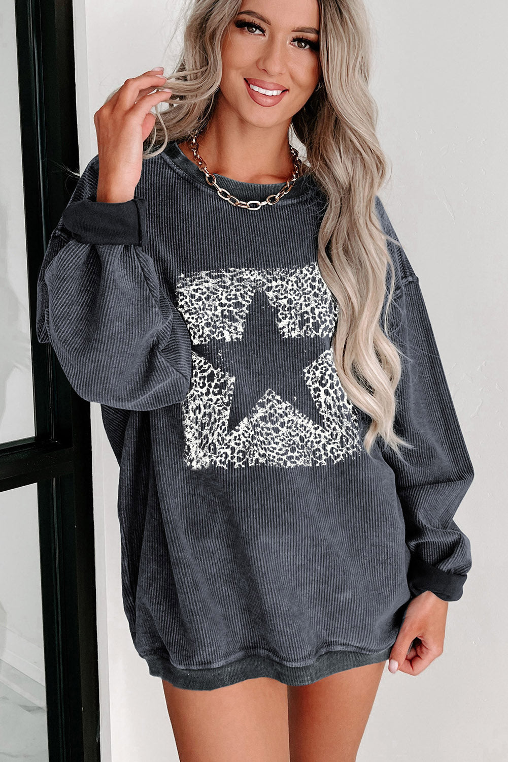 The Dropped Shoulder Star Graphic Sweatshirt