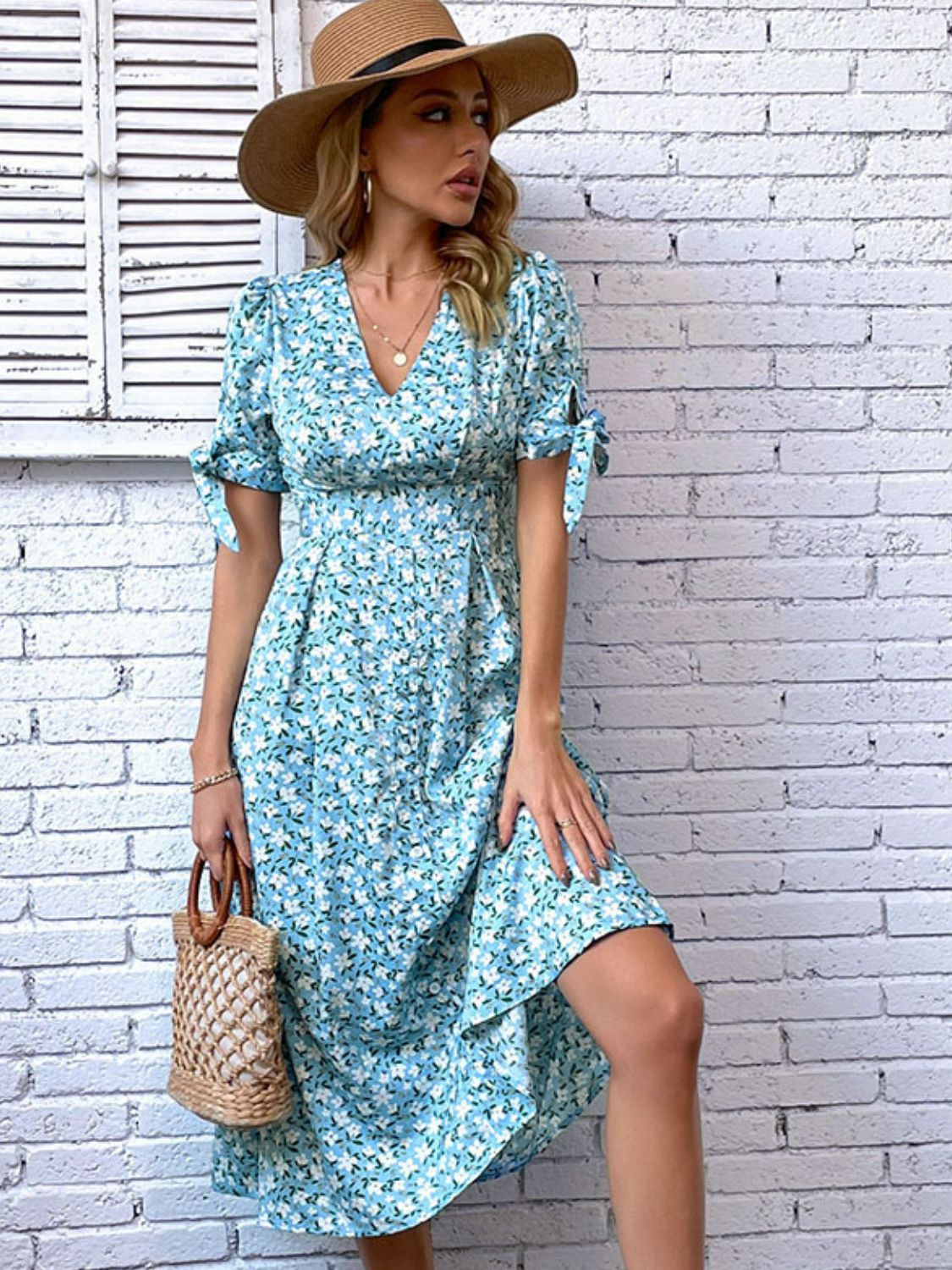 The Sweet Puff Sleeve V-Neck Dress