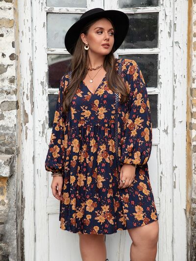 The Perfectly Plus Size Floral V-Neck Balloon Sleeve Dress