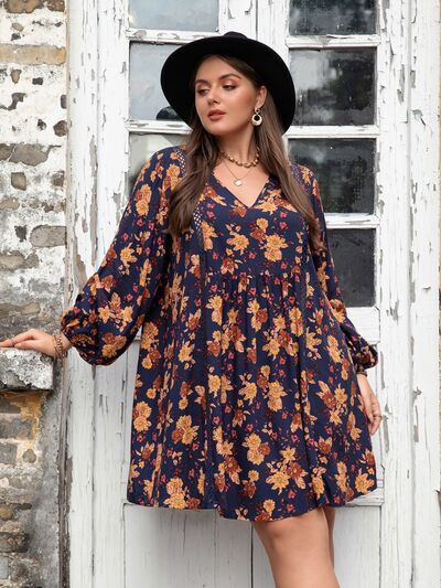 The Perfectly Plus Size Floral V-Neck Balloon Sleeve Dress